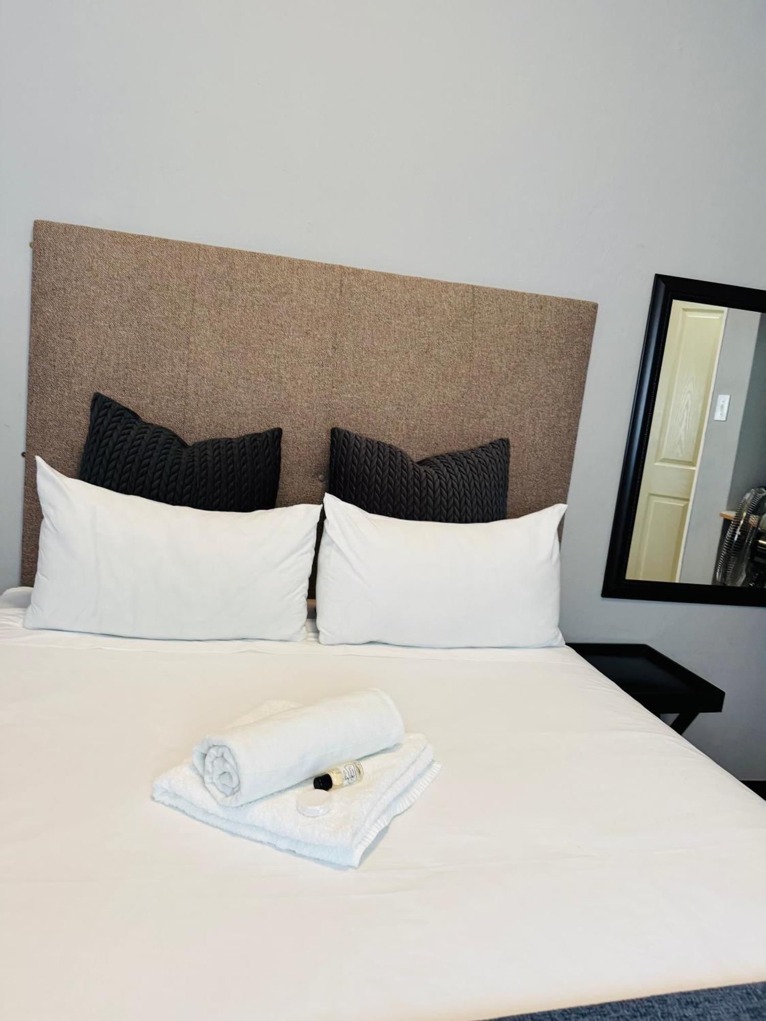 Bed and Breakfast The Mon Maseru Zewnętrze zdjęcie